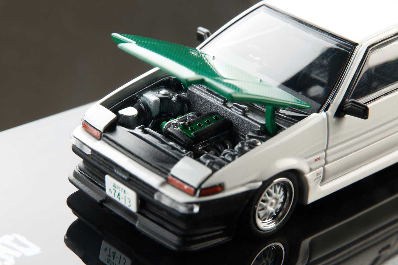 公式ファッションブランド通販サイト 土屋圭市氏の愛車「AE86 ストリート号」を忠実に再現したダイ ミニカー